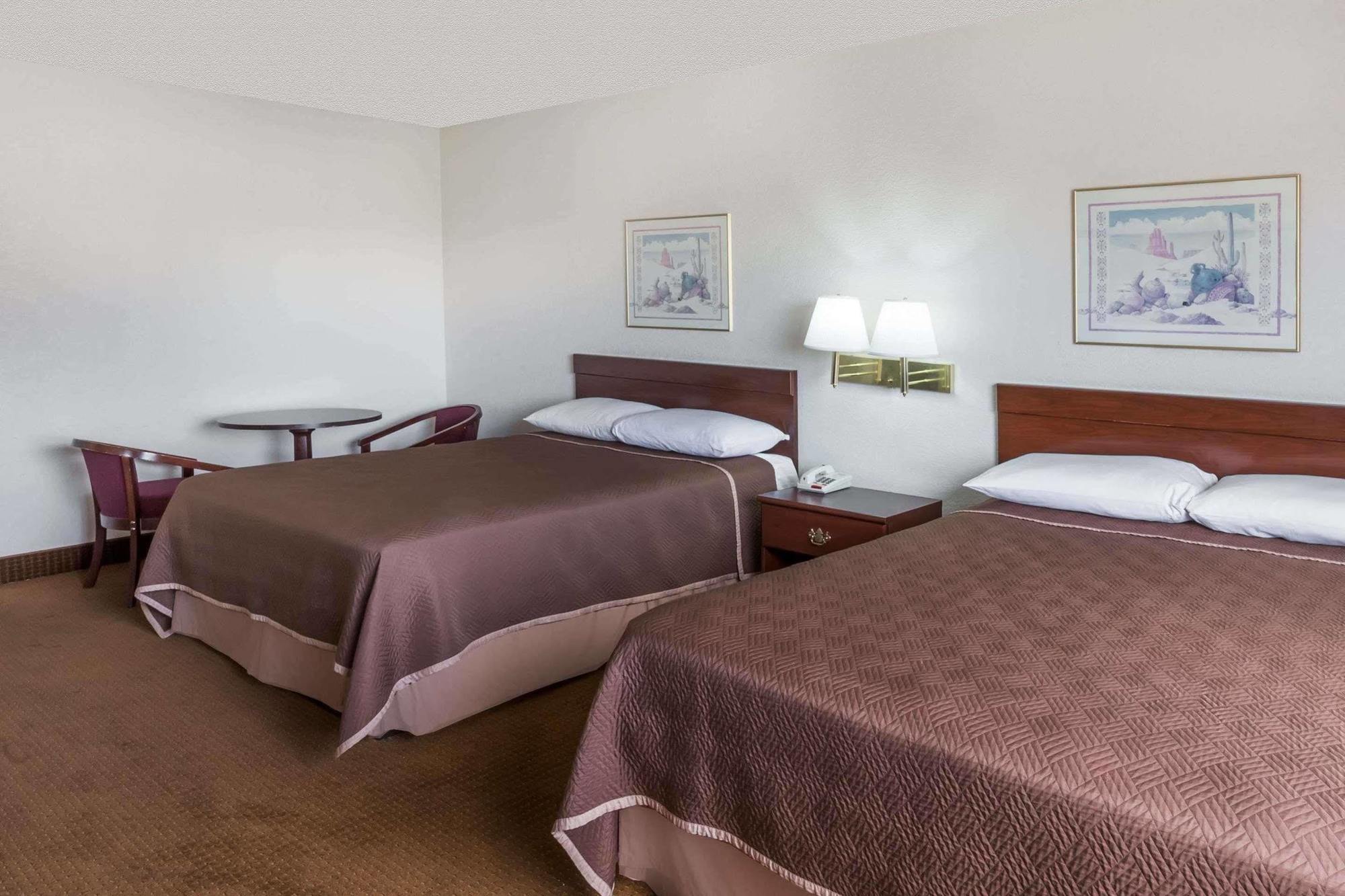 Travelodge By Wyndham Mesa Esterno foto