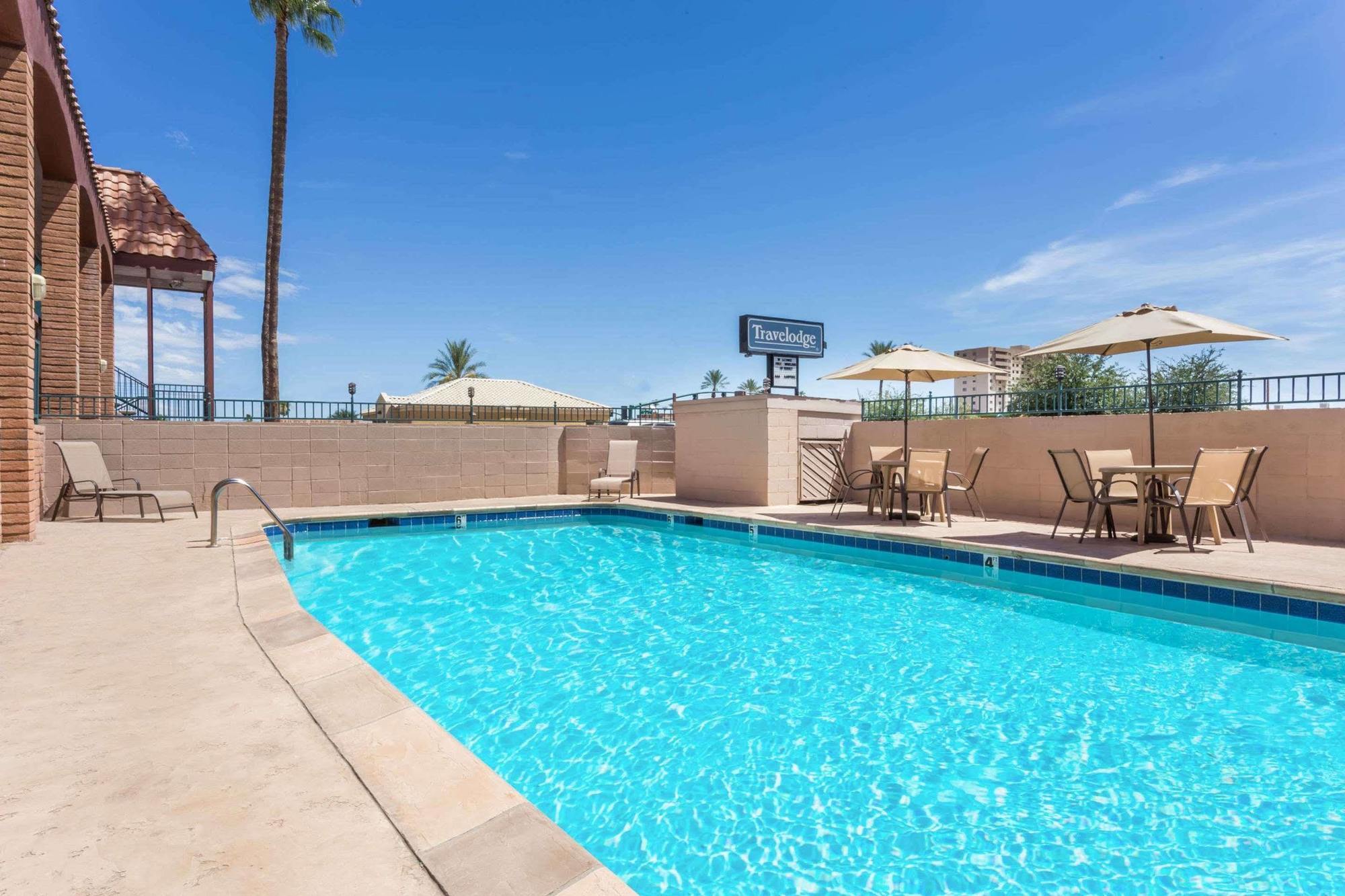 Travelodge By Wyndham Mesa Esterno foto